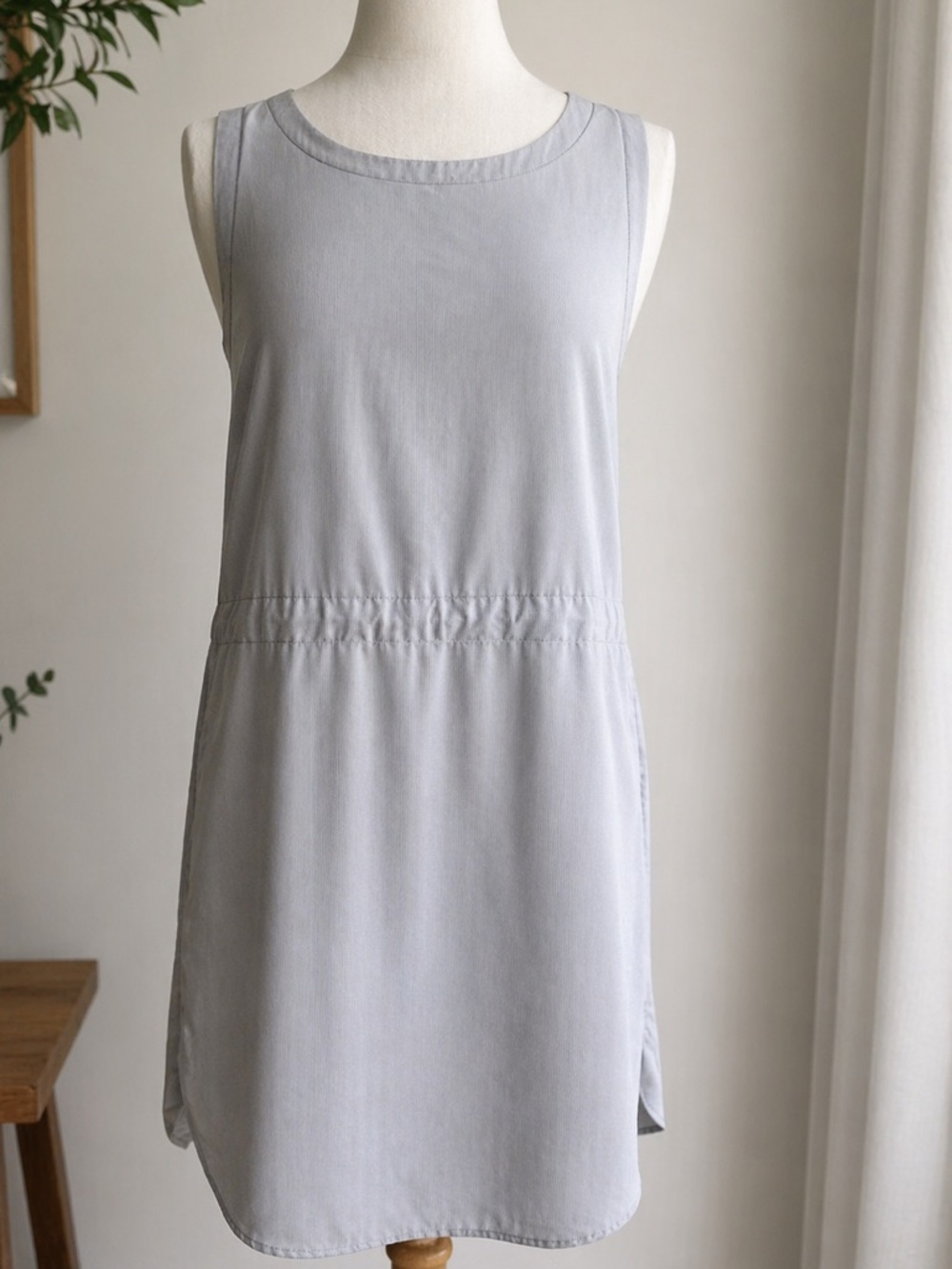 Sleeveless Light Gray Shift Dress